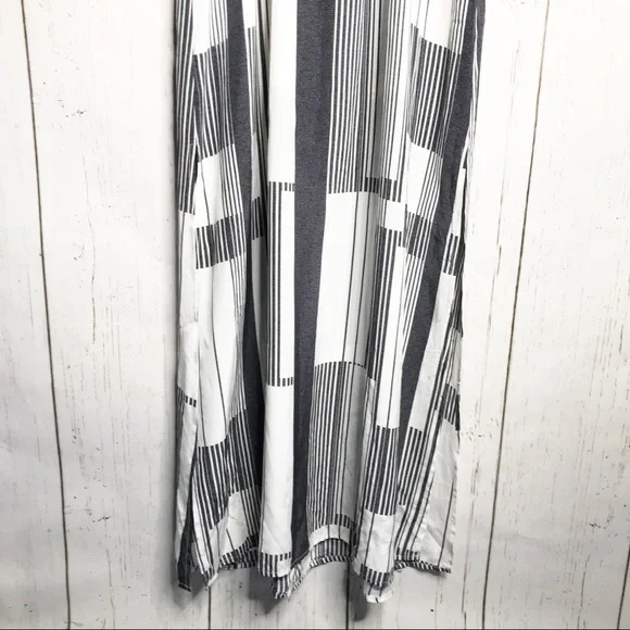 Club Monaco Eyeliner Striped Alesandra Max… - Picture 12 of 13